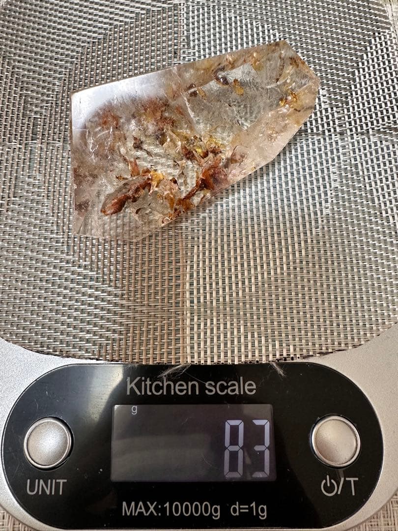 極上赤内包 ファイヤークォーツ フリーフォーム 天然石 一点物 819