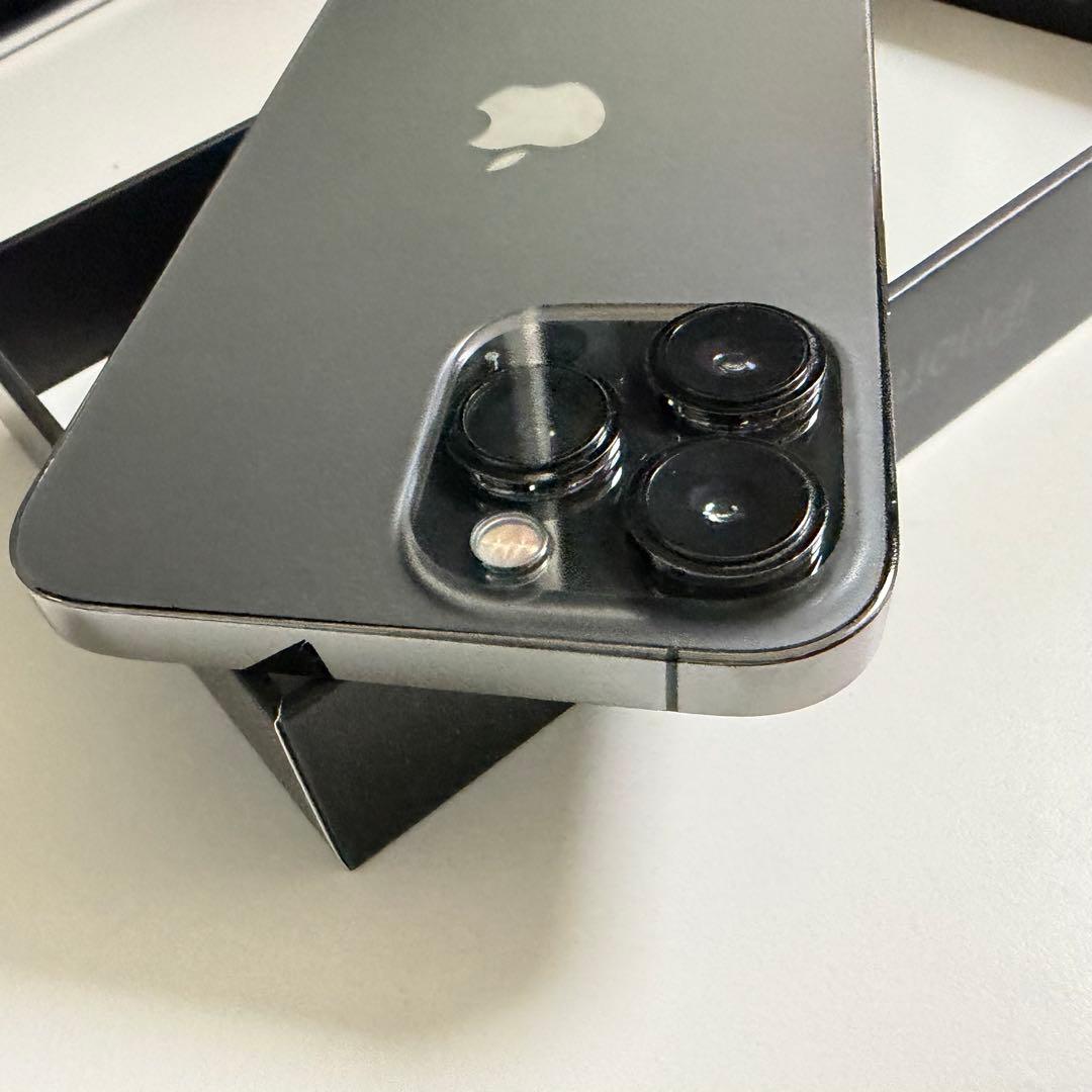 Apple iPhone 13 Promax グラファイト 本体　256gb