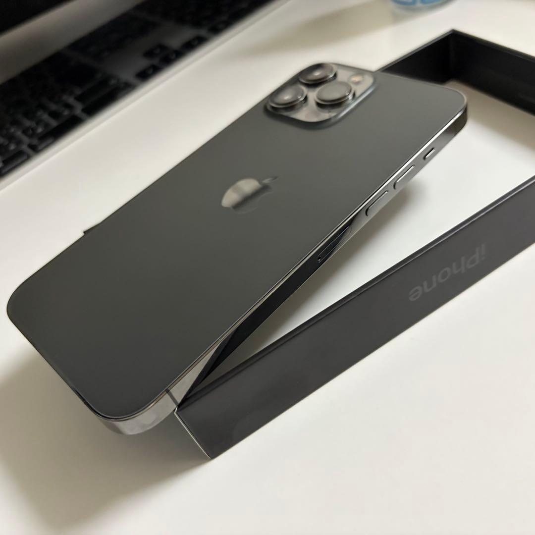 Apple iPhone 13 Promax グラファイト 本体　256gb