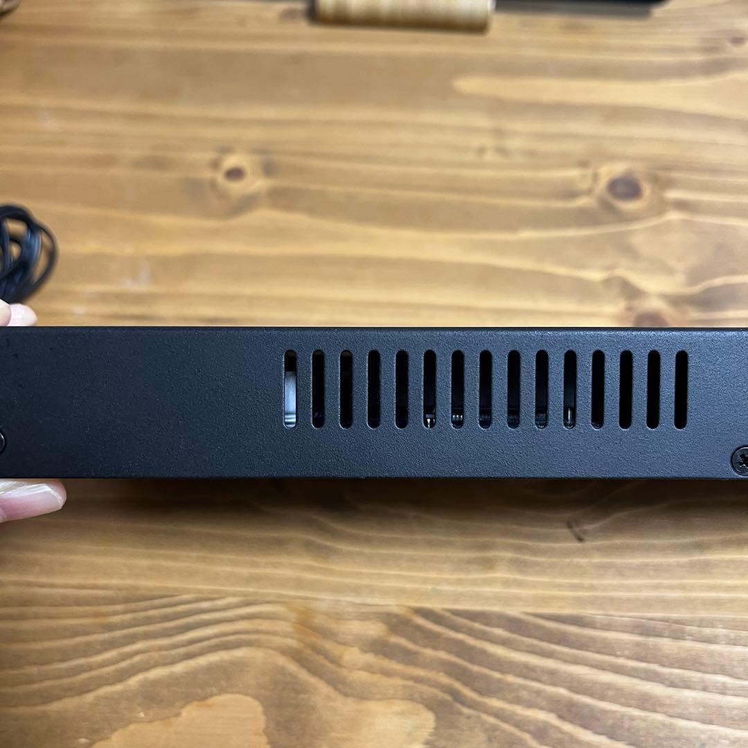 PLANEX FX2G-08EM スイッチングハブ ブラック ACアダ