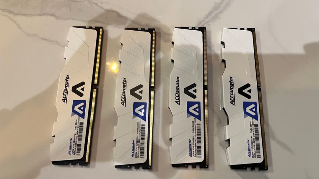 Ryzen 7 5800X3D + 128GBRAM + X570 マザーボード