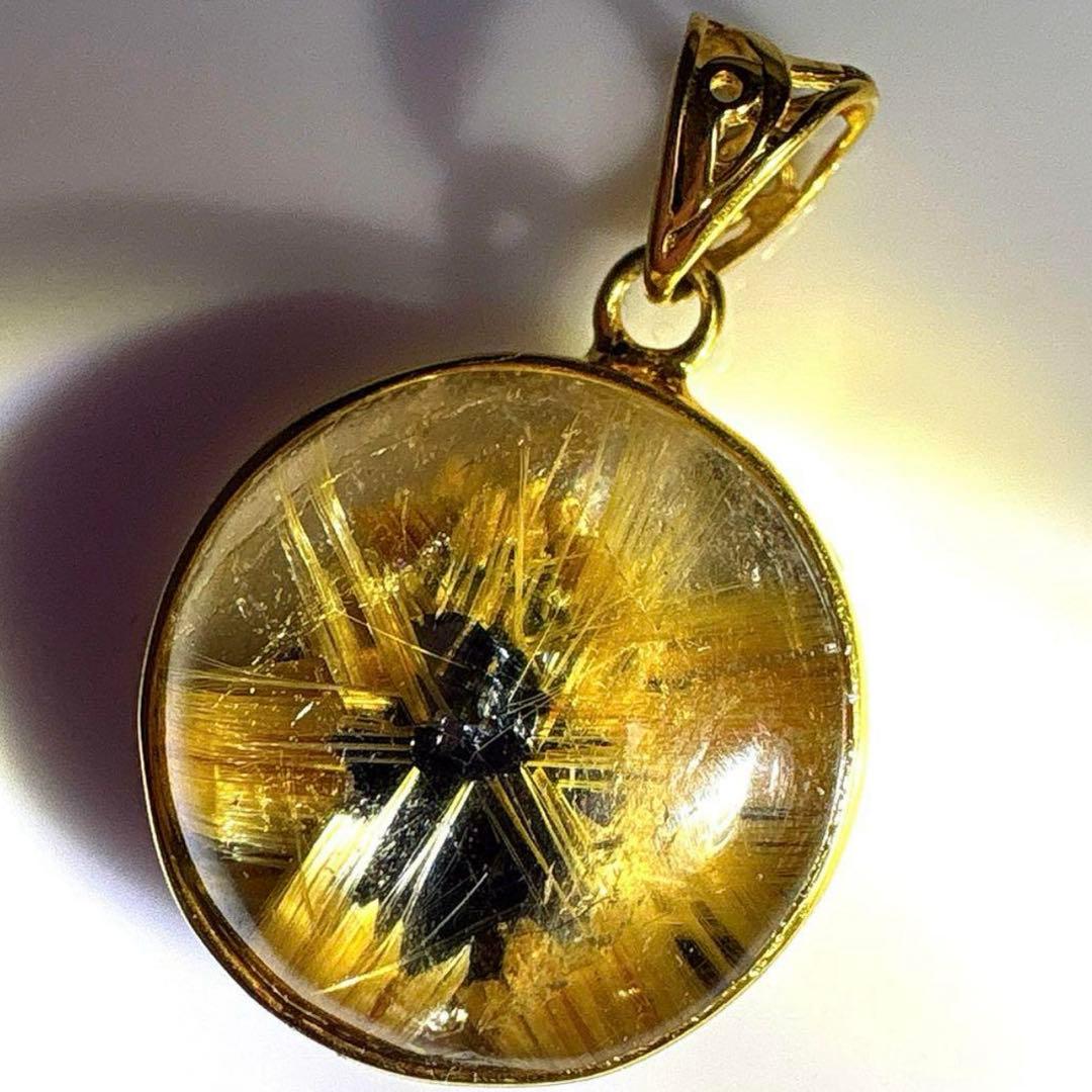 最強金運✴︎高品質　太陽放射タイチンルチルクォーツ　ペンダント　エネルギー満タン