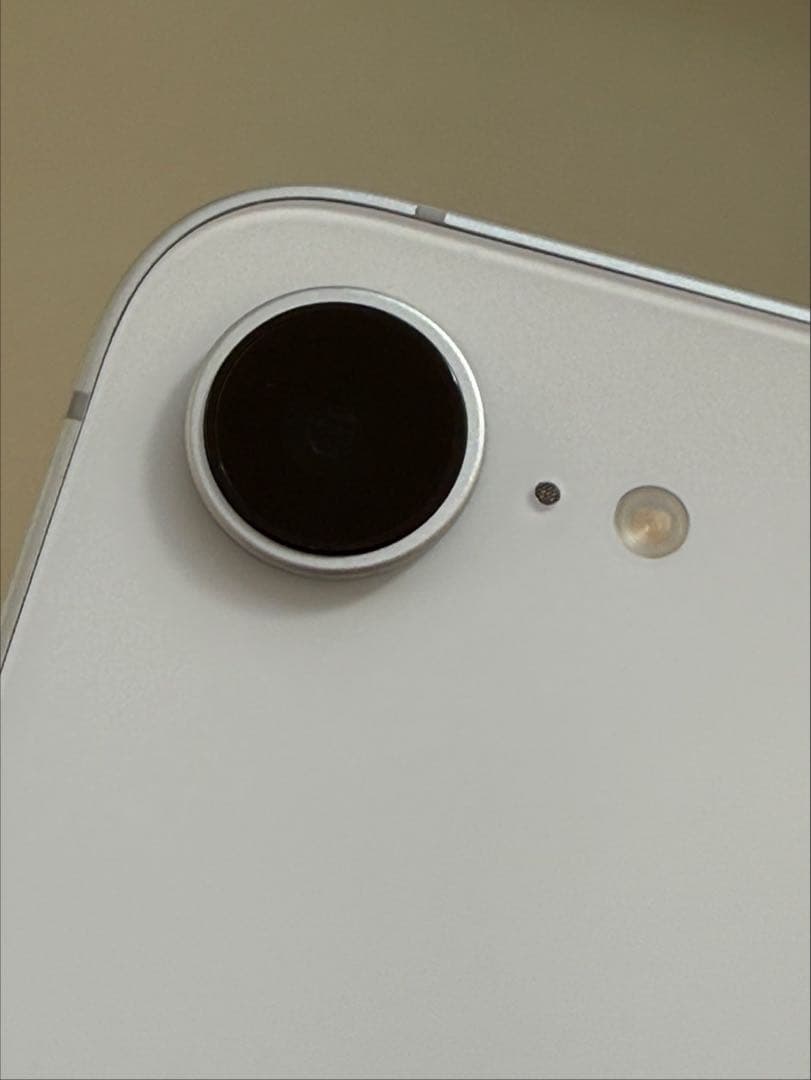 iPhone16e SIMフリー バッテリー最大容量 100% 充電回数 箱あり