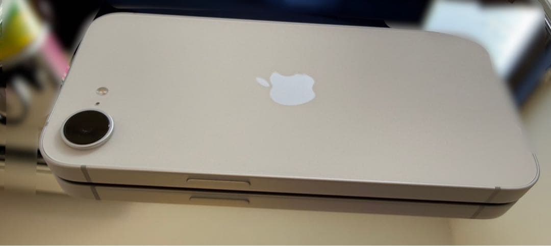 iPhone16e SIMフリー バッテリー最大容量 100% 充電回数 箱あり