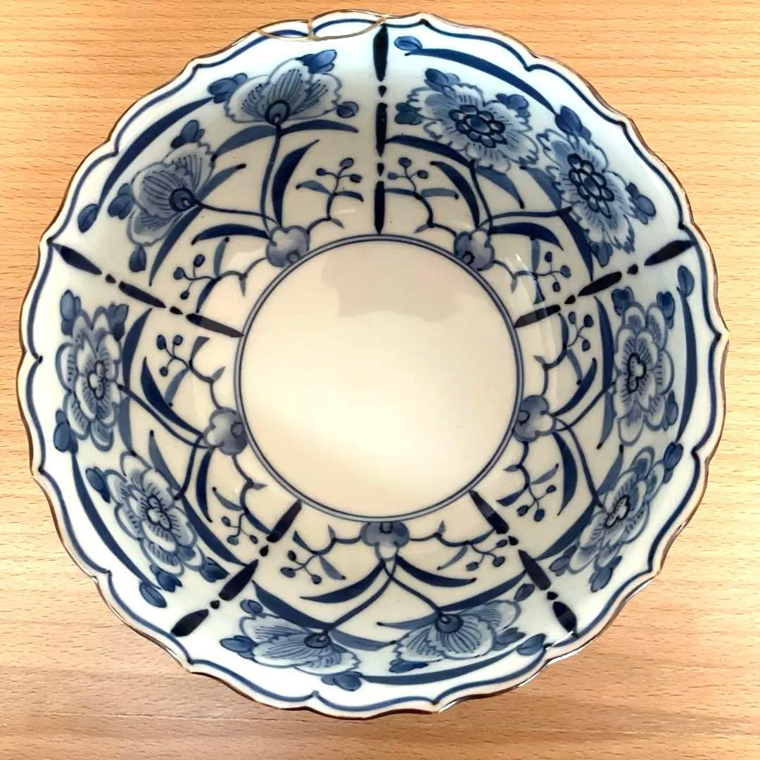 【金継ぎ】清水焼 竹峰窯　手描き染付輪花捻草花 深鉢