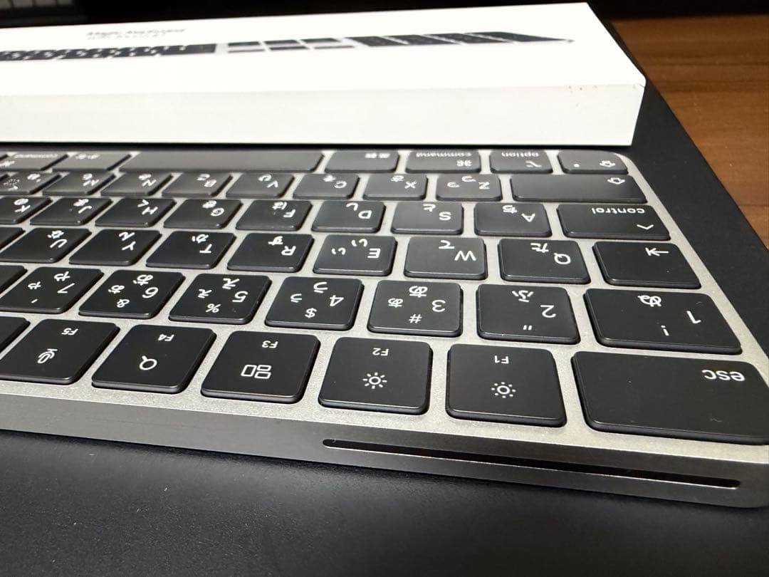 Magic Keyboard with Touch ID テンキー付き　ブラック