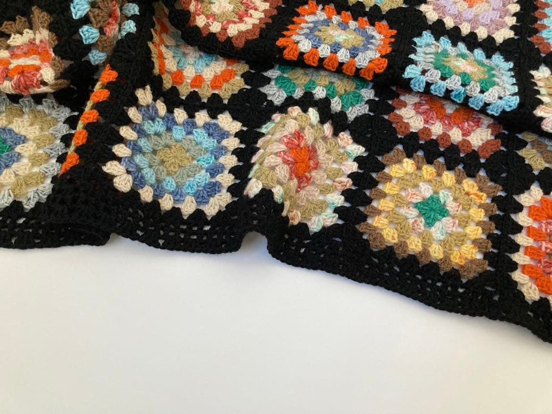 かぎ針編み　グラニースクエア　モチーフ編み　ブランケット　マルチカバー