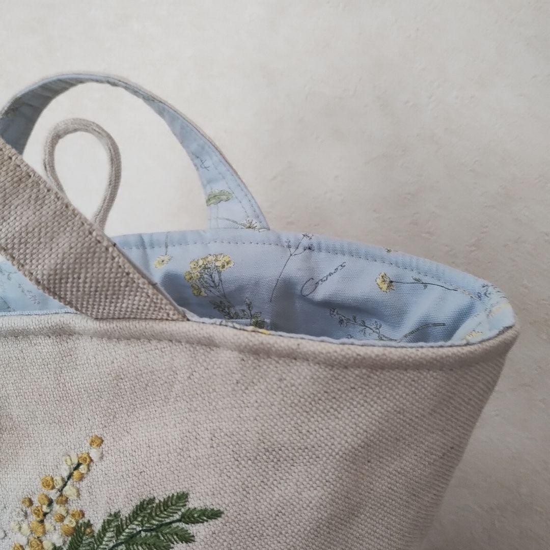 ハンドメイド 刺繍 ミモザのバック