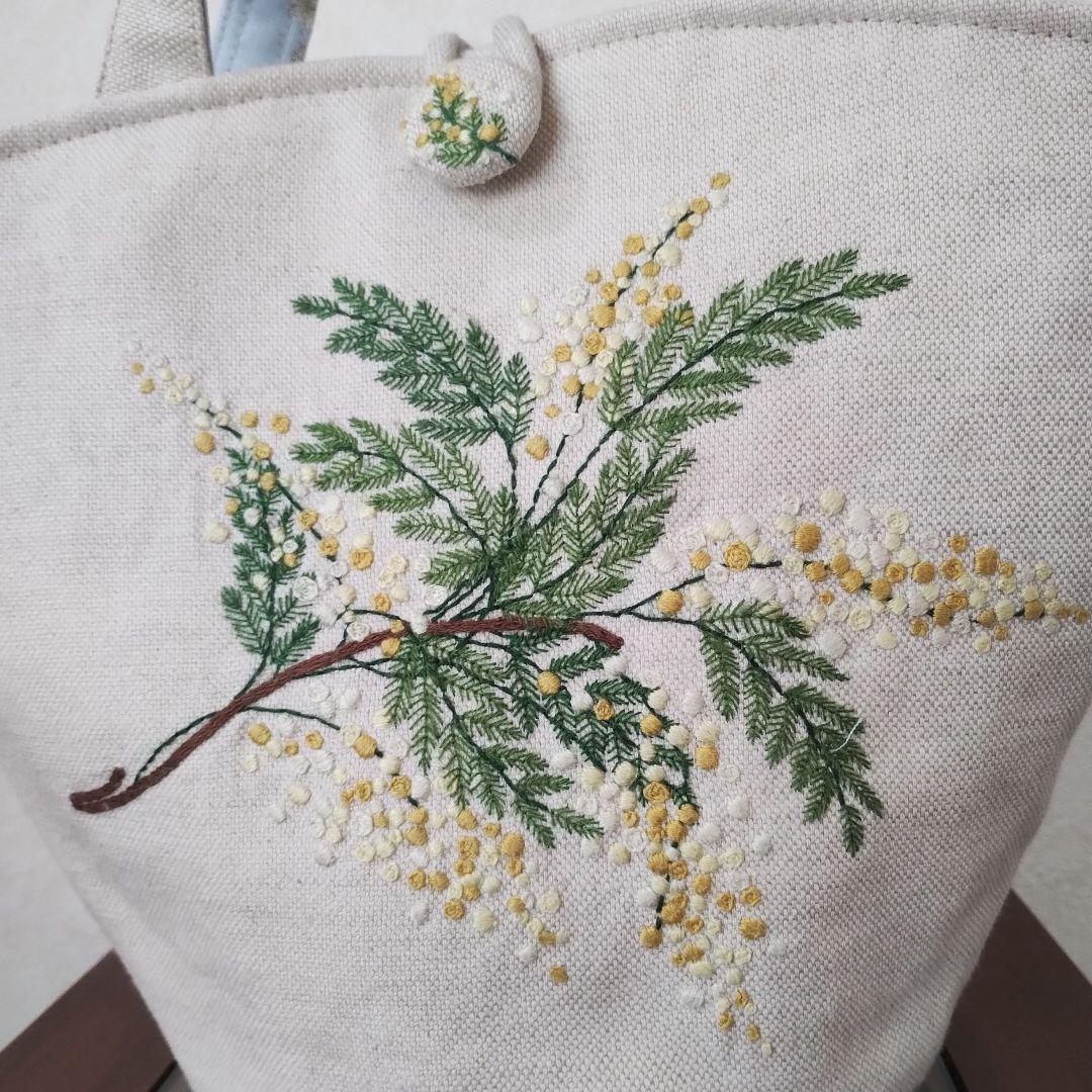 ハンドメイド 刺繍 ミモザのバック