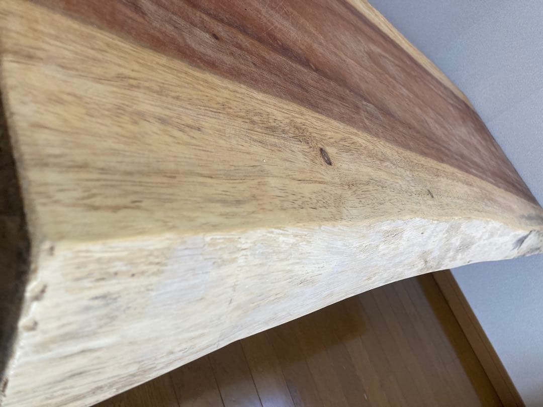送料込○太いラインが美しいモンキーポッド貴重な一枚板テーブル天板