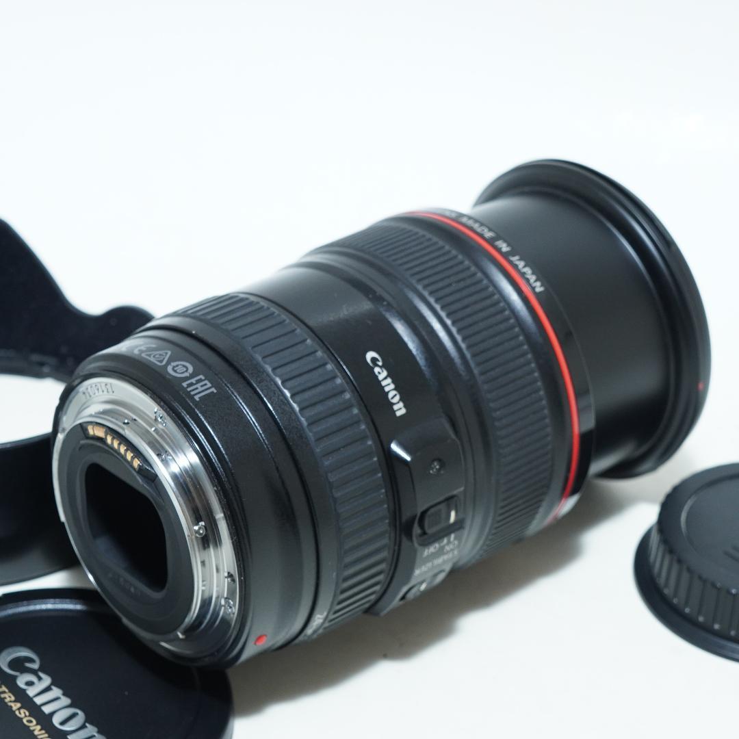 キヤノン EF24-105mm F4L IS USM 標準ズームレンズ