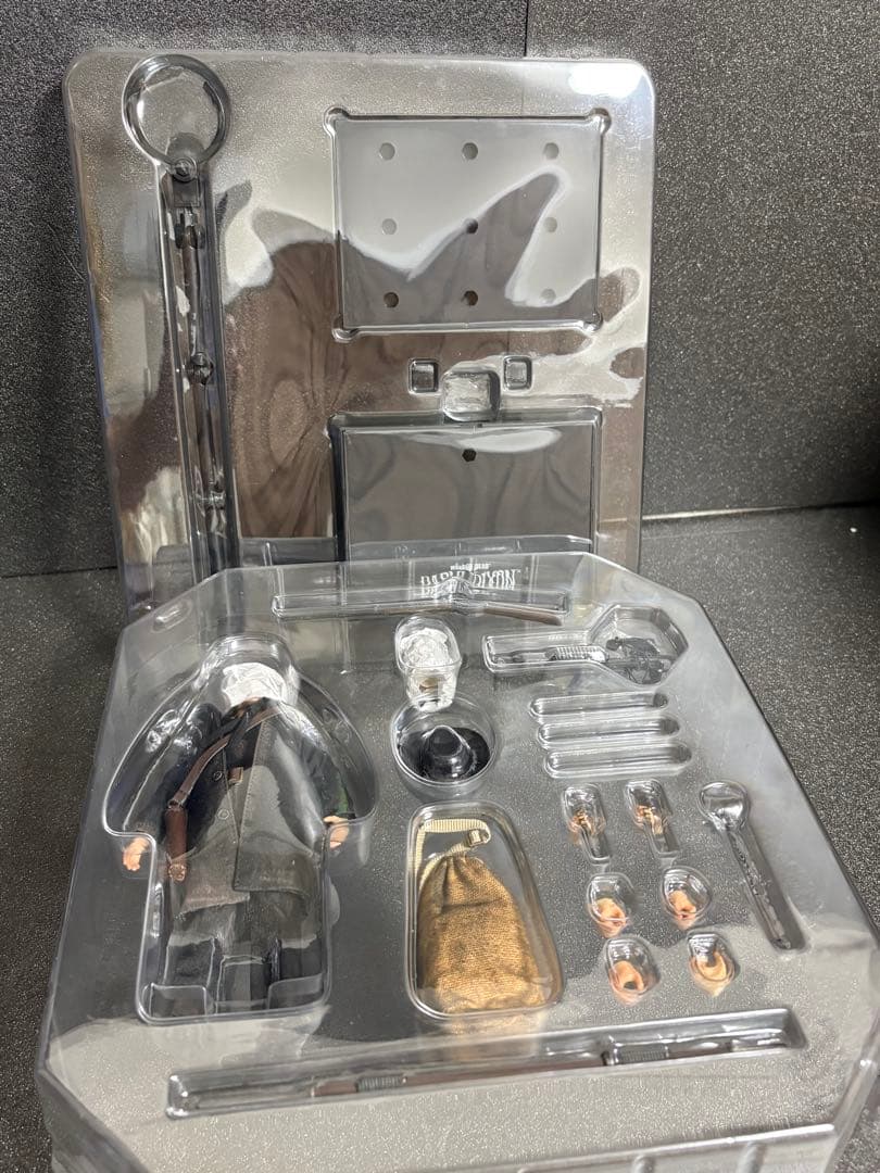 ハイヤトイズ ウォーキング・デッド：ダリル・ディクソン 1/12可動フィギュア