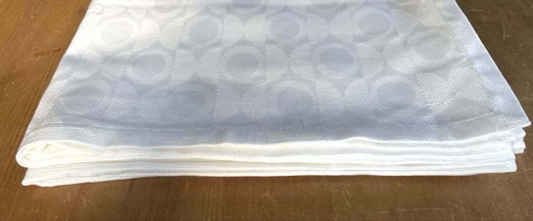 ★ 未使用　コンラン　テーブルクロス　白　綿　ポルトガル製