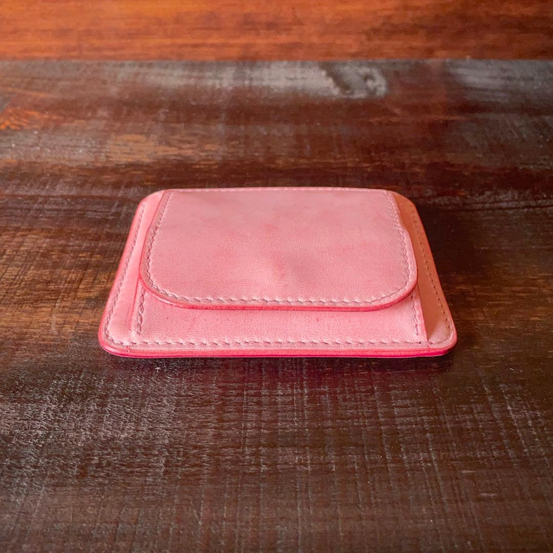 《小銭 ＆ カード》ミニマルレザーウォレット（Fuxia）