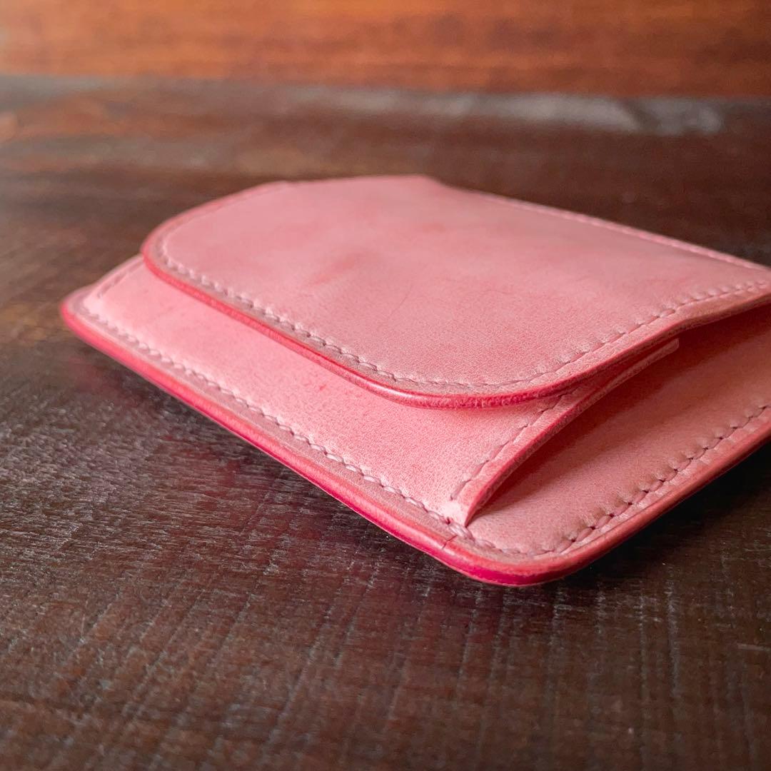 《小銭 ＆ カード》ミニマルレザーウォレット（Fuxia）