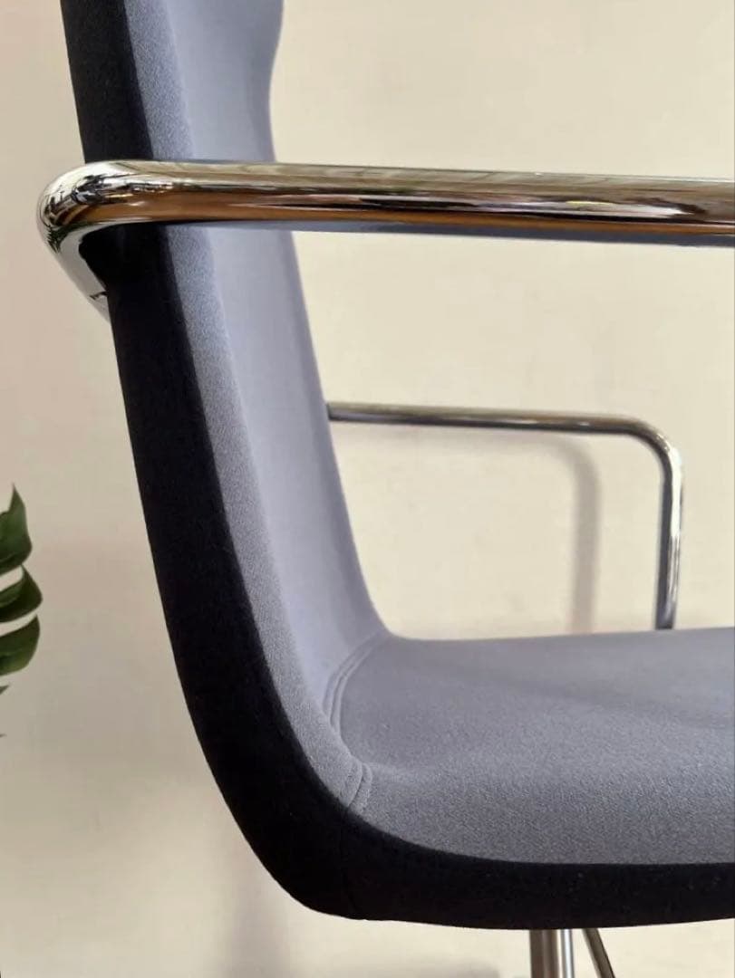 PLUS プラス　アルフィーノチェア　伊丹由和　13.9万　デザイナーズ　美品