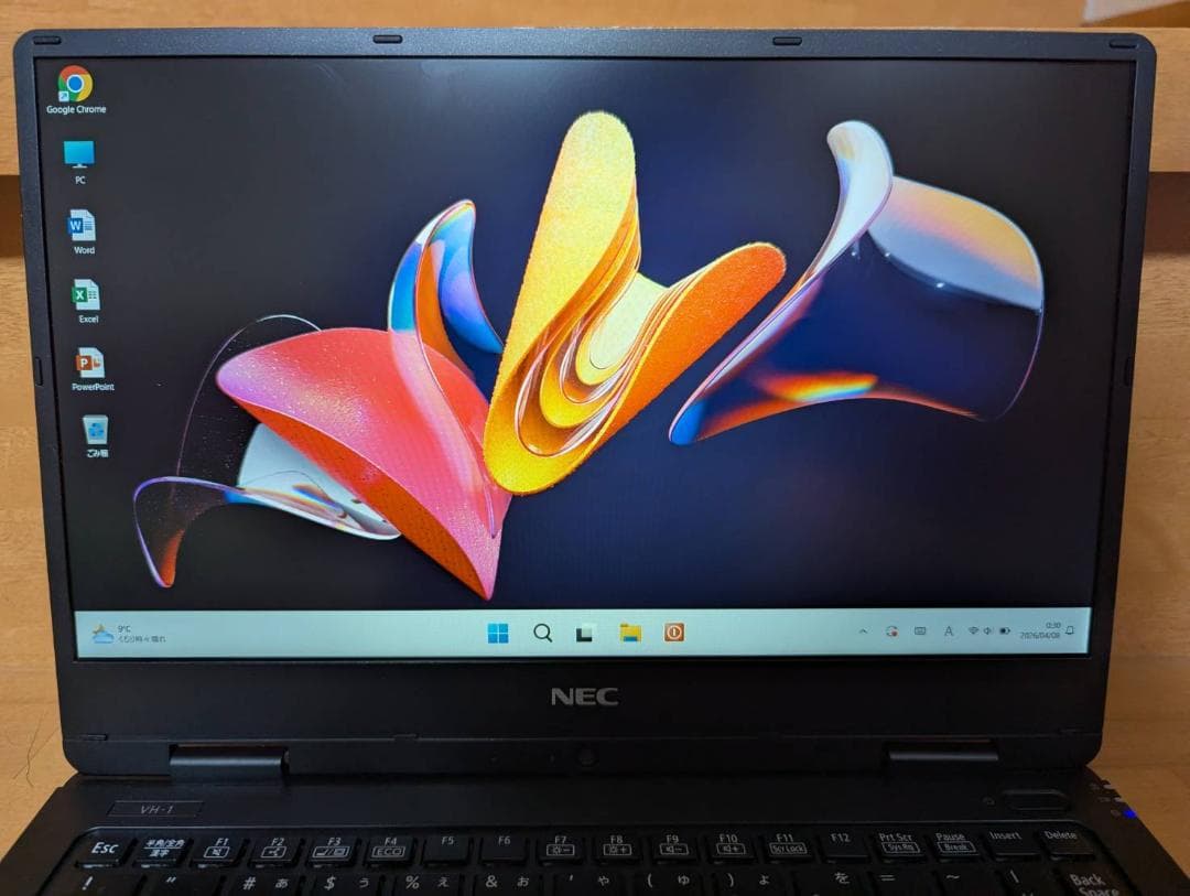 美品!![ノートパソコン]NEC VasaPro VC-7 12.5型
