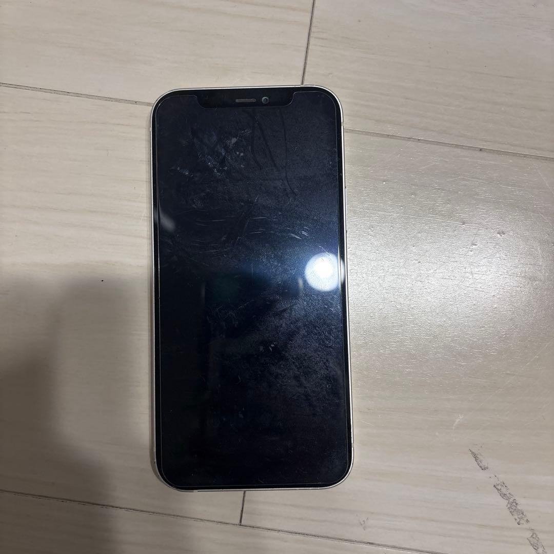 【ジャンク】iPhone12 背面バキバキ 【早い者勝ち‼️】
