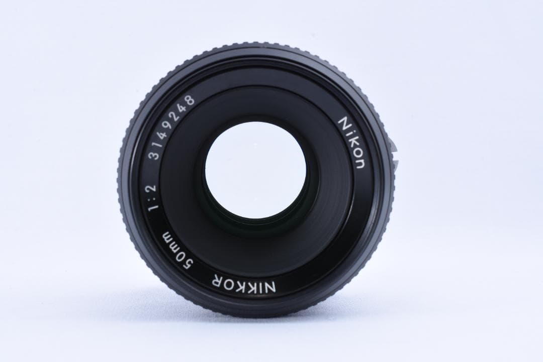 Nikon MF NIKKOR 50mm f2 Non Ai 単焦点