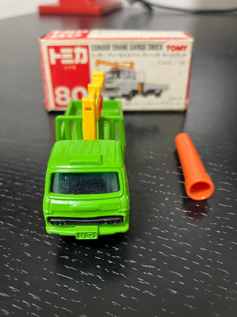 【トミカ】No.80 ニッサン ディーゼル コンドル クレーン付 カーゴ