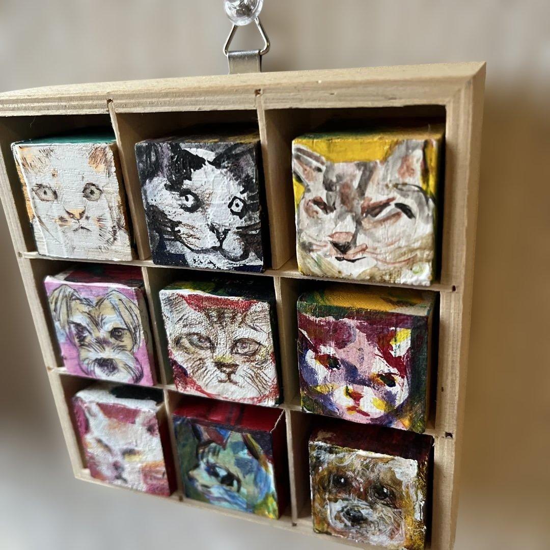 動物の顔の木製アートオブジェ　手描き