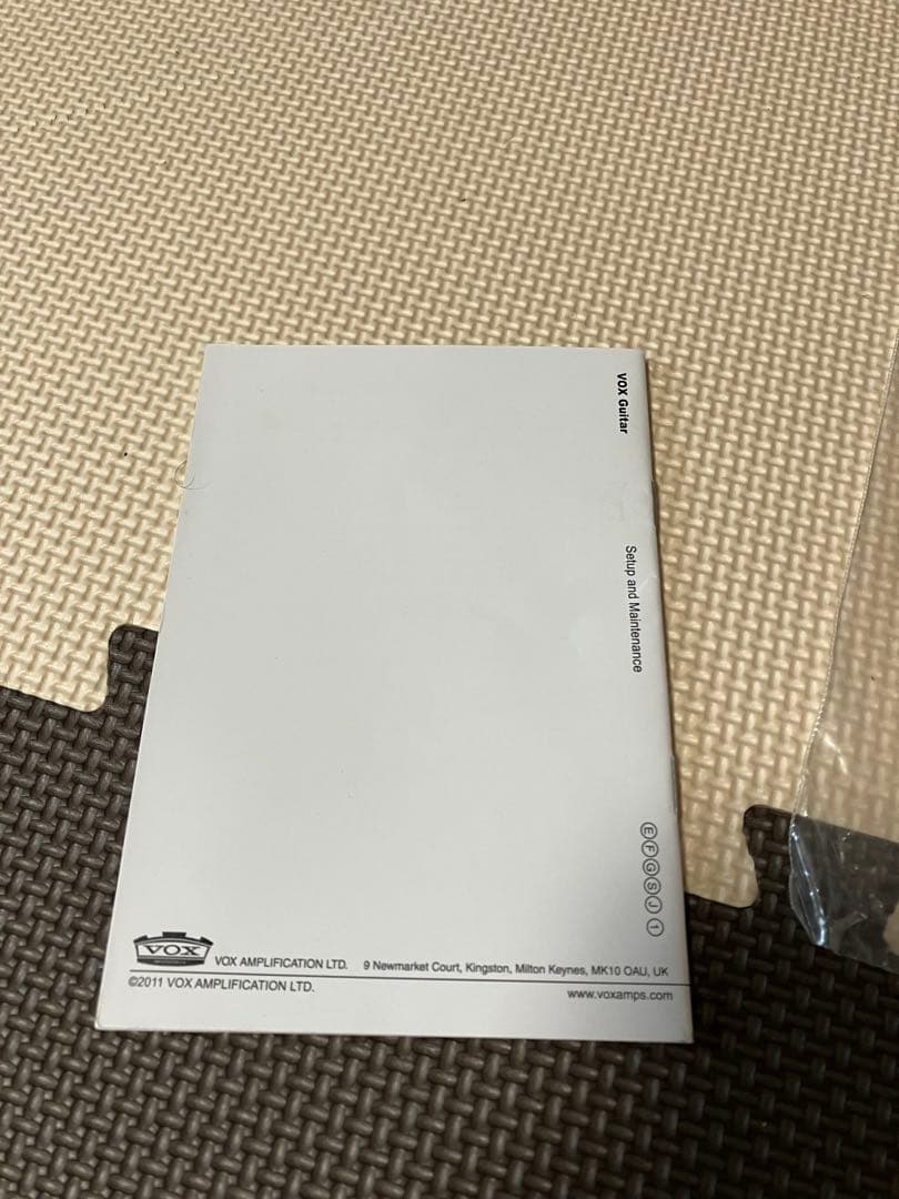 【美品】【人間工学に基づいて】【弾きやすいように設計】VOX SDC-22