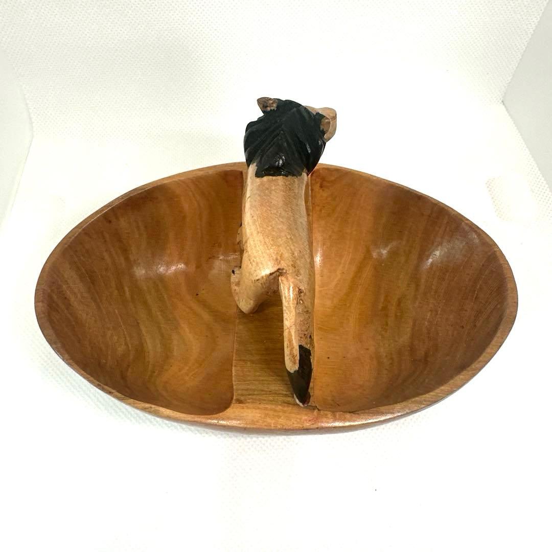 【ケニア製】ハンドメイド 木彫りライオン 小物入れ／トレイ