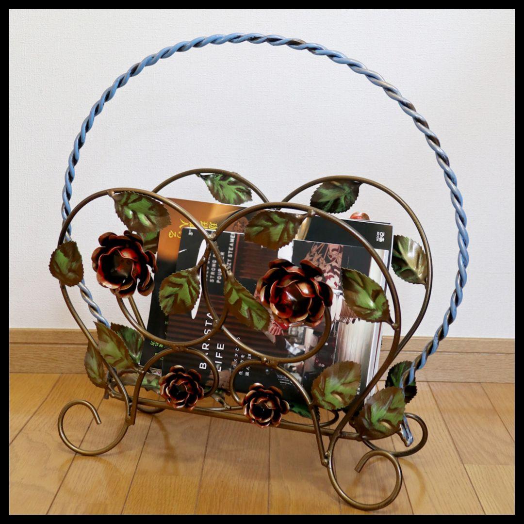 輸入雑貨　イタリア製品　ヨーロピアン　ローズ　アイアン　マガジンラック