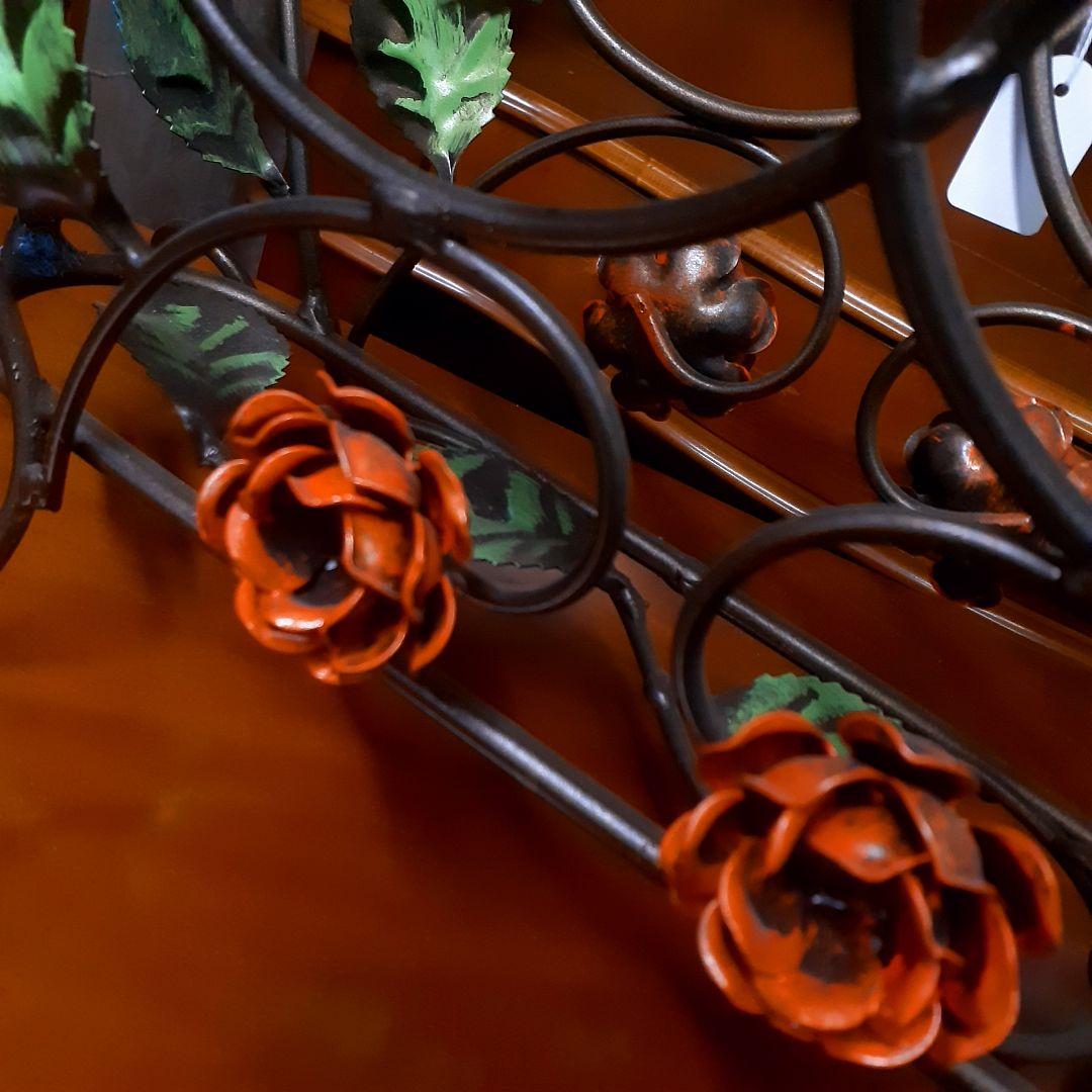 輸入雑貨　イタリア製品　ヨーロピアン　ローズ　アイアン　マガジンラック