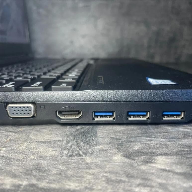 ★Windows11 最新オフィス2024 SSD　初期設定済すぐつかえます★富