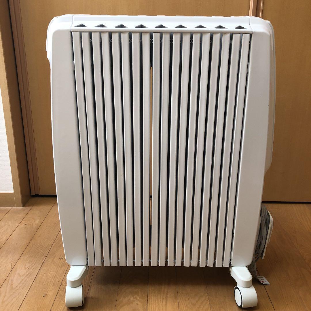 デロンギ　オイルヒーター　DeLonghi TDD0915W