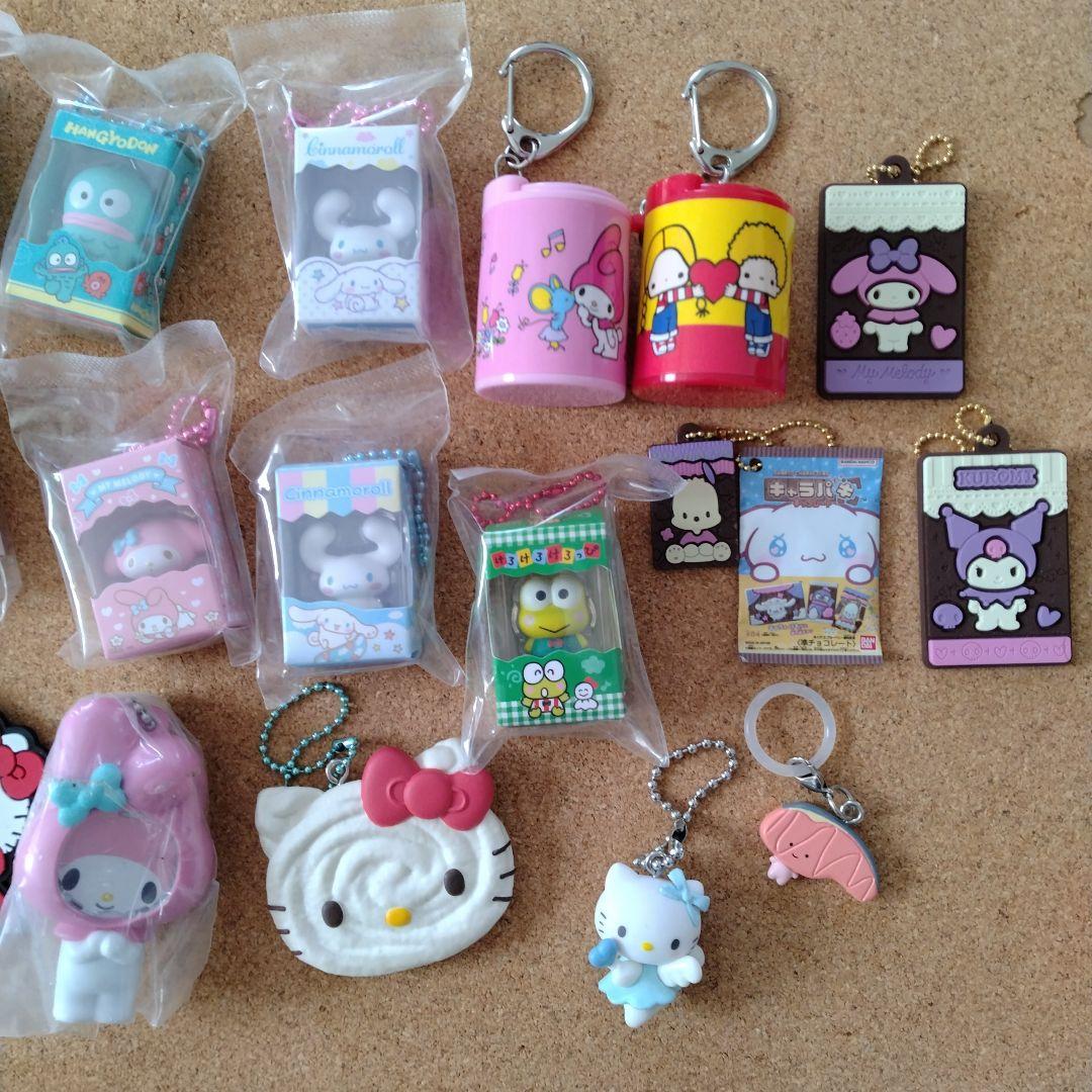 サンリオセット　ケース　キティちゃん　ケロッピ