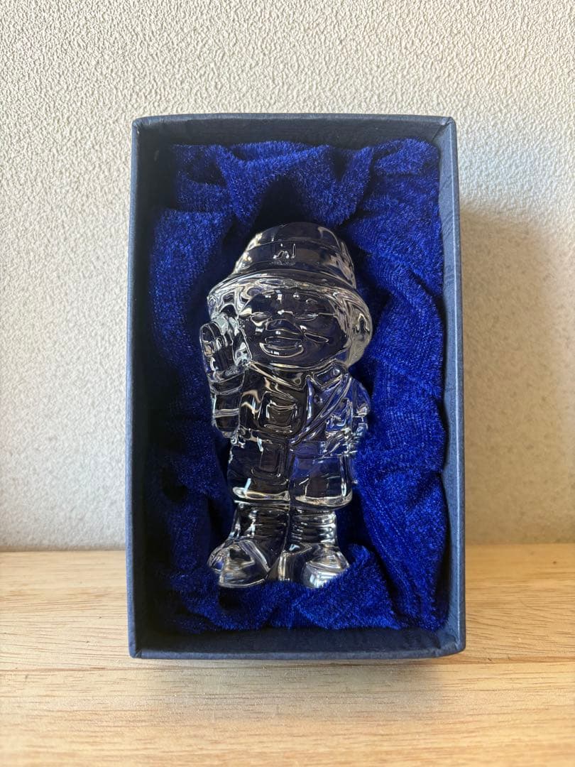 クリスタルひとしくん　専用ボックス付き