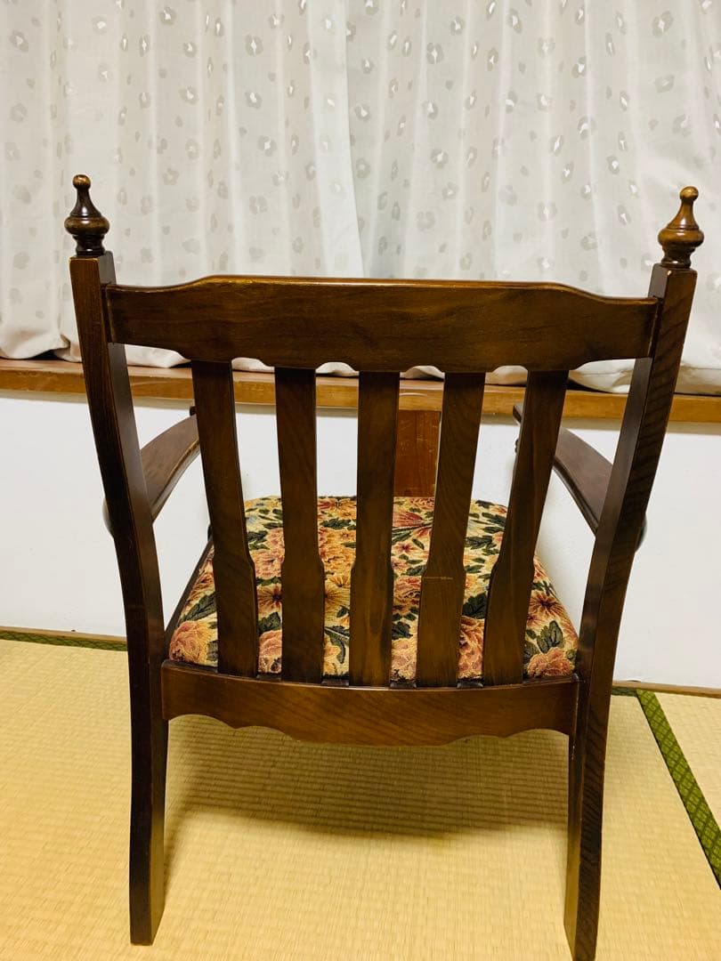 【３月中旬迄】レトロ アンティーク センターテーブルセットの椅子①