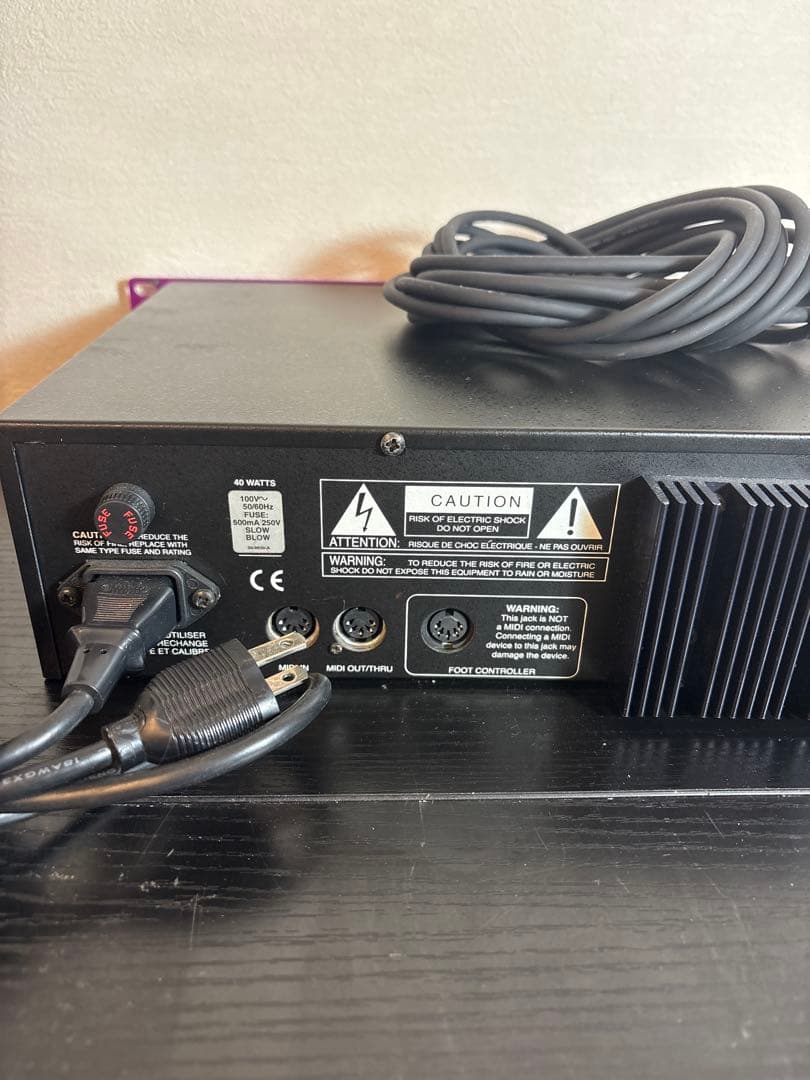 Digitech 2120 Artist 真空管ギタープリアンプ ラック