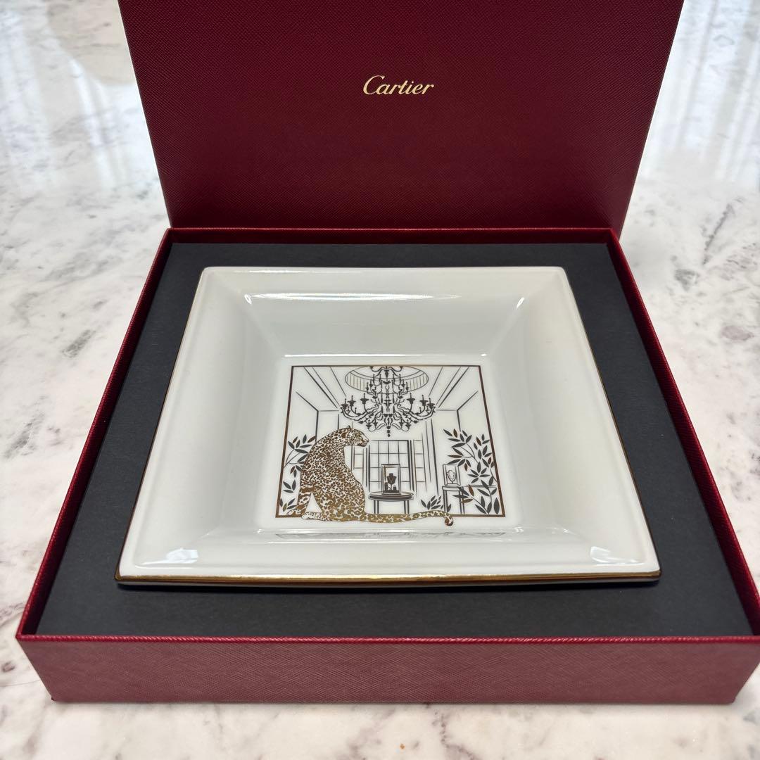 非売品Cartier トレー