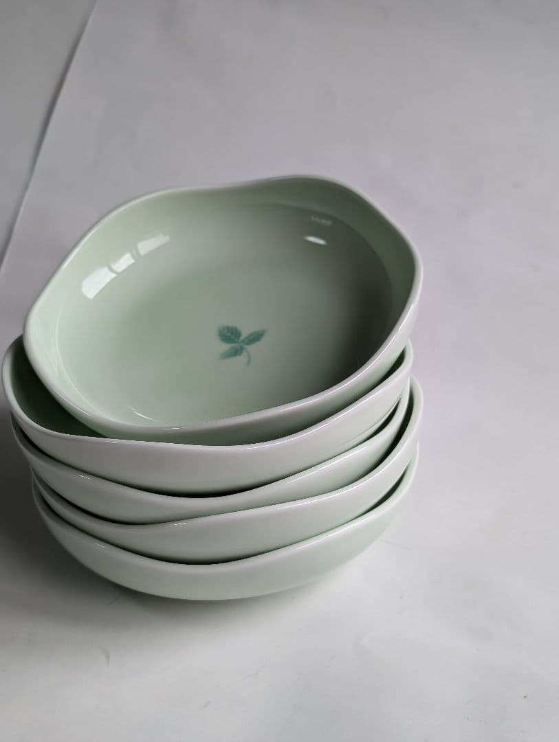 tubaki（ｖ）深川製磁　グリーン陶器製薄緑鉢5個セット