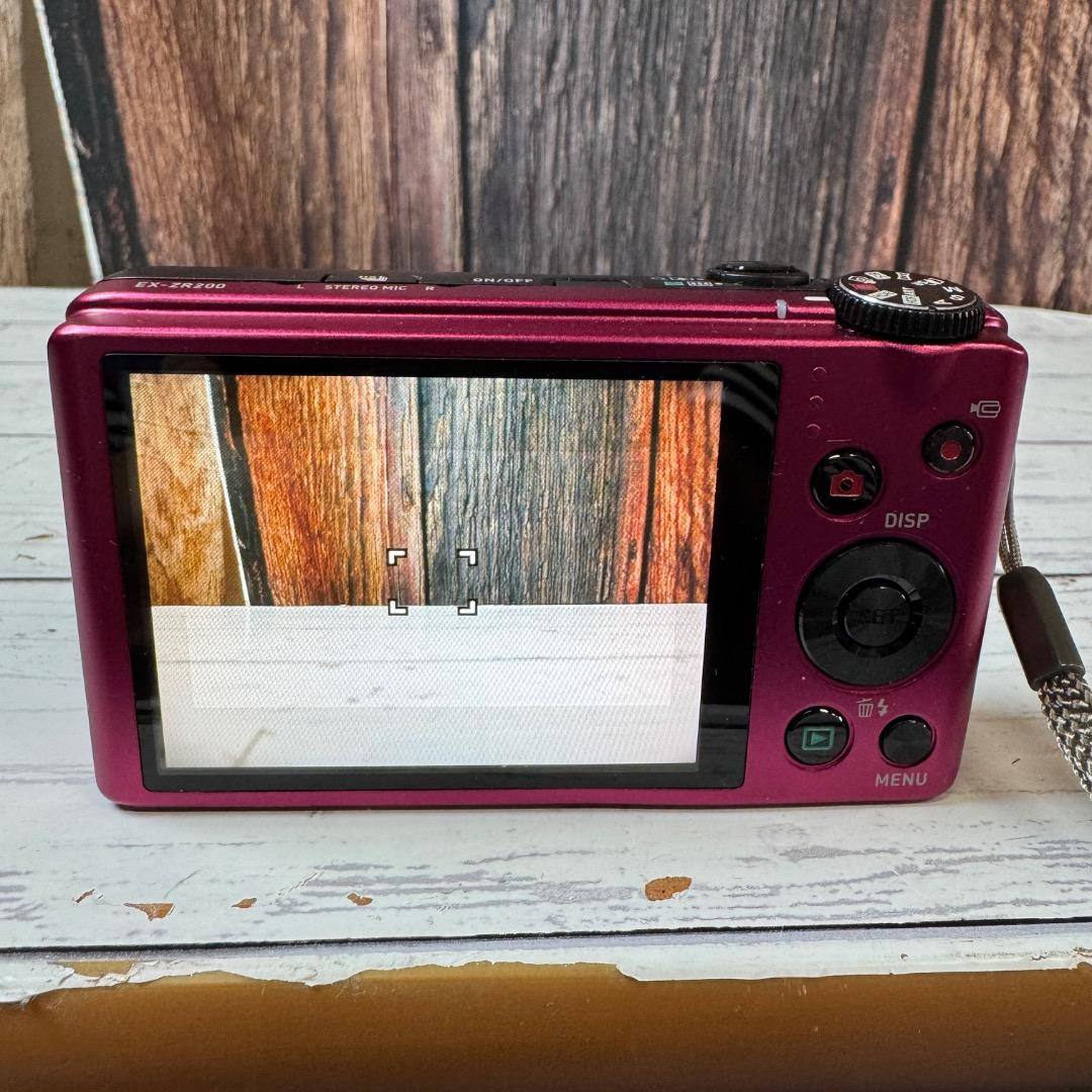 CASIO EXILIM EX-ZR200 デジカメ デジタルカメラ カシオ