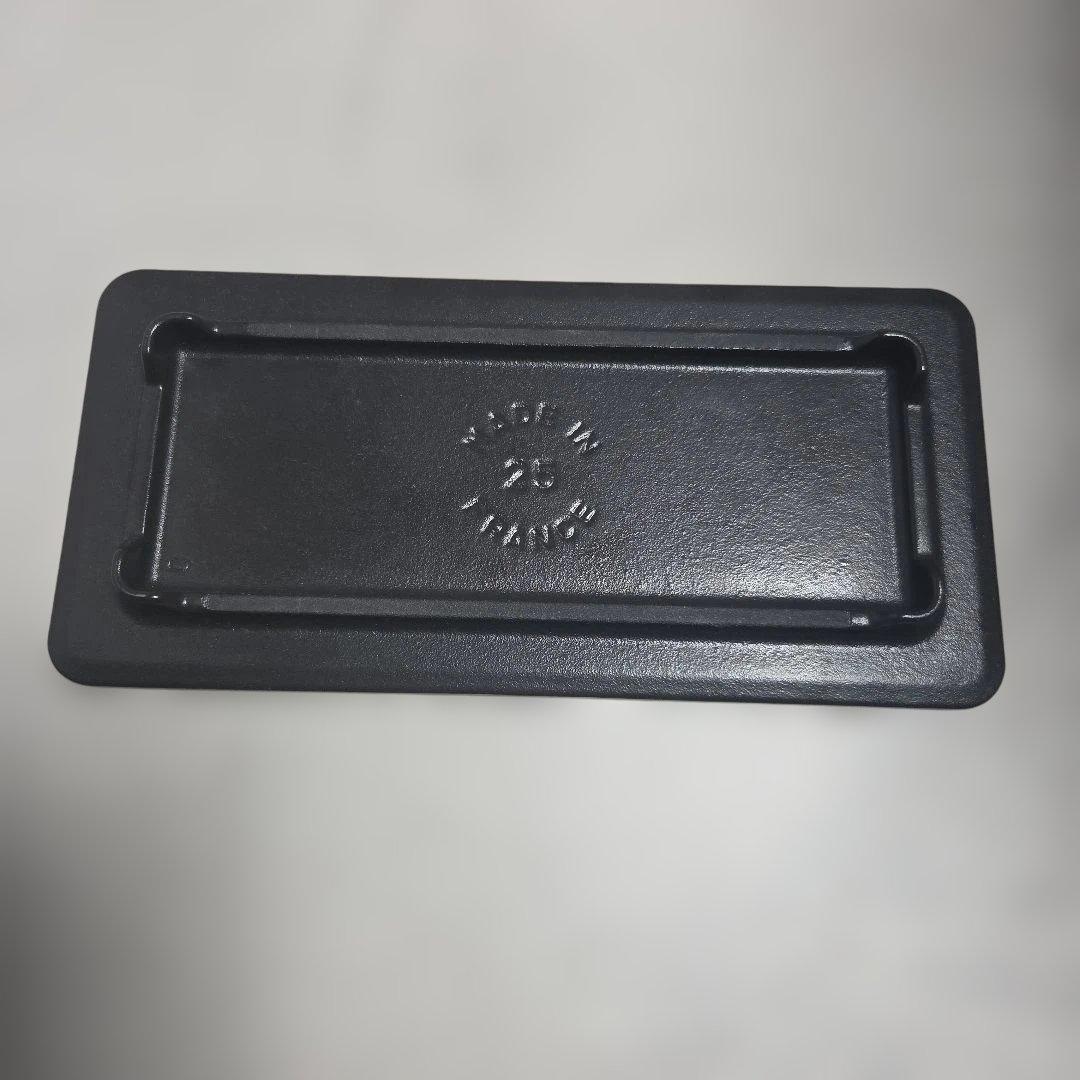 STAUB　レクタンギュラープレート ブラック 25cm✕12cm