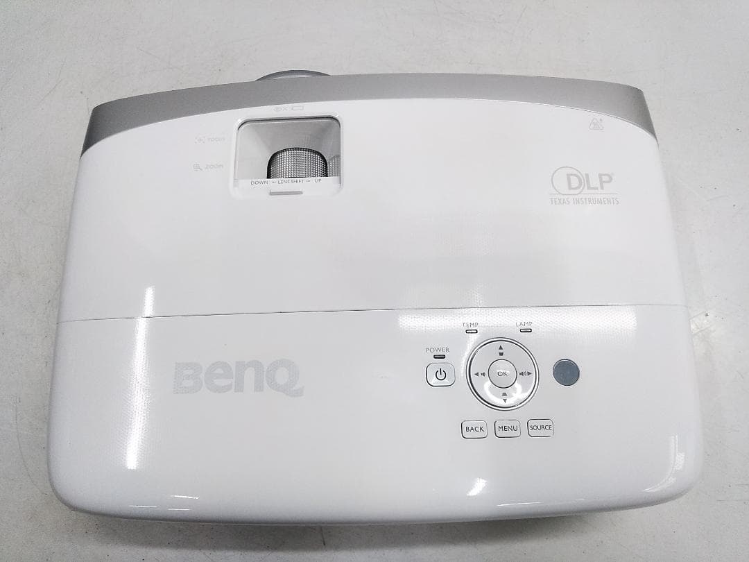 BenQ HT2050 DLPプロジェクター リモコン付き ランプ53時間★