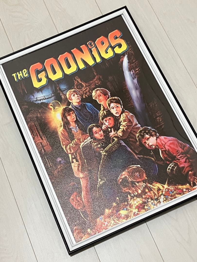 【額縁付き】 The Goonies（グーニーズ） A2ポスター