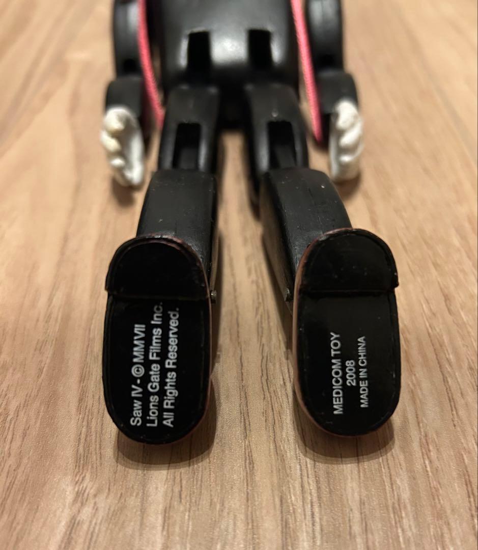 「SAW Ⅳ」 ビリー　木製フィギュア