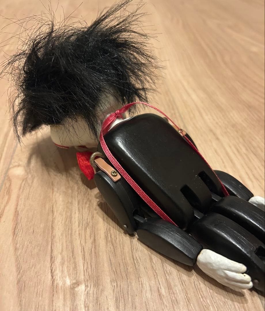 「SAW Ⅳ」 ビリー　木製フィギュア