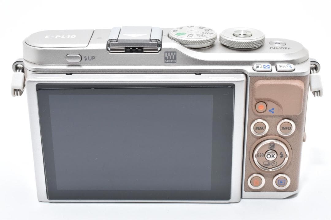 ショット数 660回！ OLYMPUS PEN E-PL10 ダブルレンズ