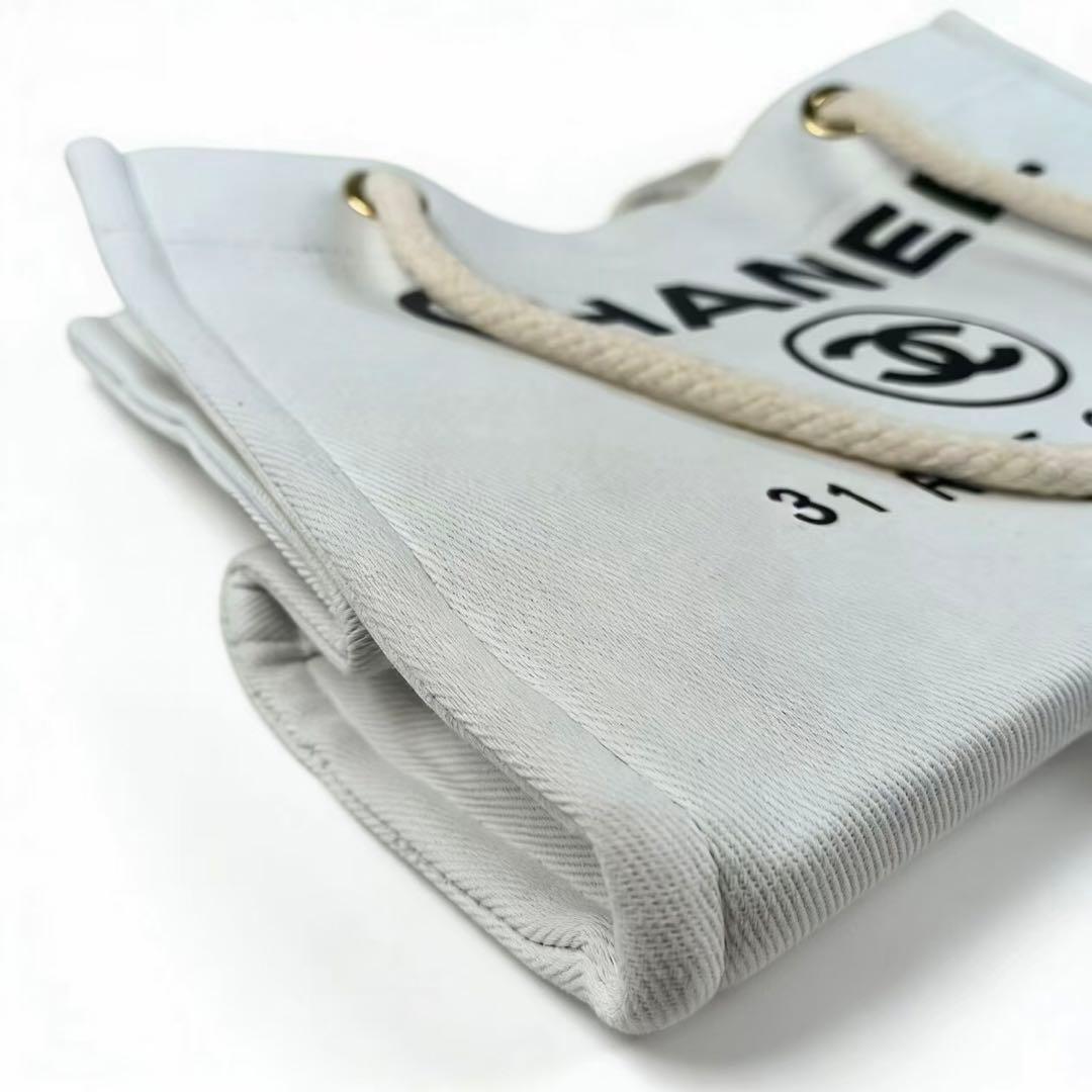 CHANEL ノベルティトートバッグ ホワイト バッグ 非売品