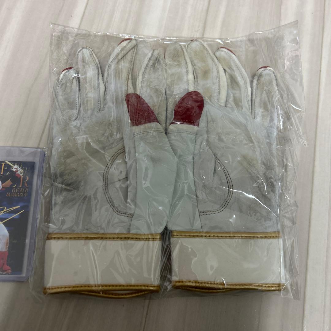 鈴木誠也バッティンググローブNPB実使用ロゴ刺繍入り広島カープ時代の実使用