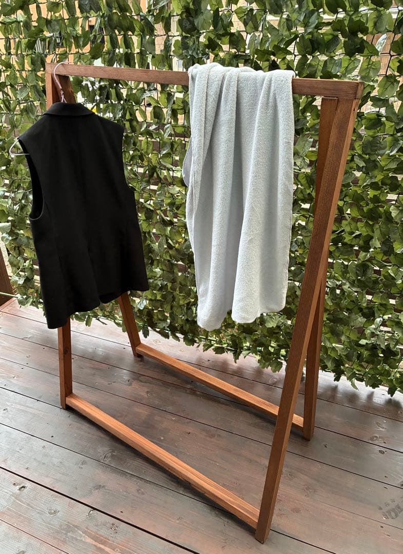 杉 無垢材 ウォルナット色ハンガーラック 木製 シンプル 店舗什器/フリマ