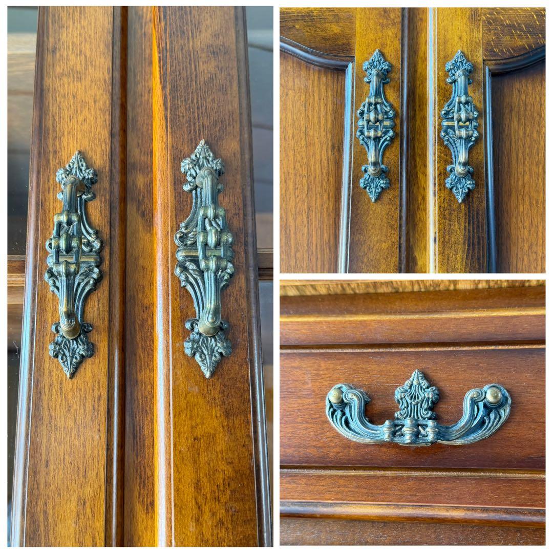 もも出品 カリモク家具 コロニアルシリーズ 食器棚 キッチンボード ガラス