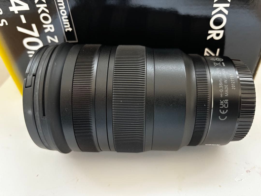 NIKKOR Z 24-70mm f/2.8 S kenko保護レンズ付き