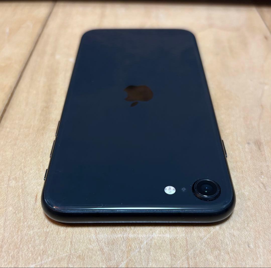 iPhone SE 第二世代 64GB ブラック 本体のみ